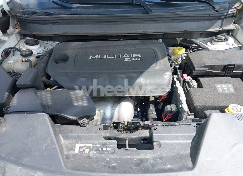 Photo 10 of 2014 Jeep Cherokee (VIN 1C4PJMBB2EW309183)