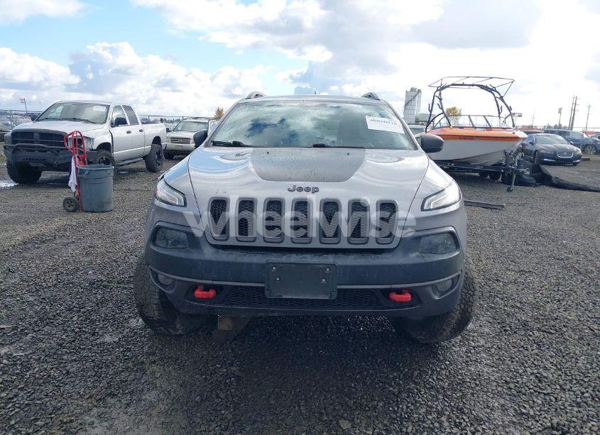 Photo 13 of 2015 Jeep Cherokee TRAILHAWK (VIN 1C4PJMBB2FW635695)
