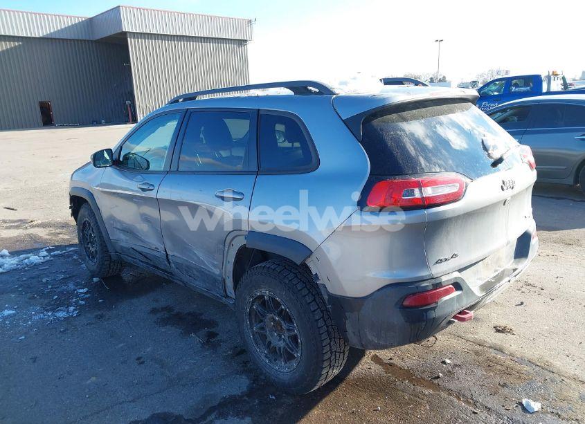 Photo 3 of 2017 Jeep Cherokee TRAILHAWK 4X4 (VIN 1C4PJMBB2HW517276)