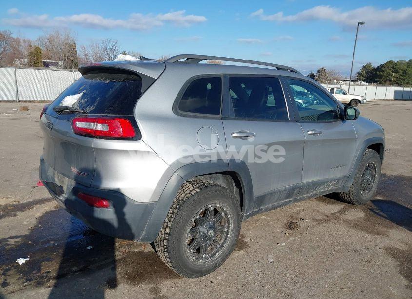 Photo 4 of 2017 Jeep Cherokee TRAILHAWK 4X4 (VIN 1C4PJMBB2HW517276)