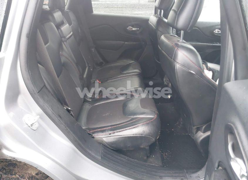 Photo 8 of 2014 Jeep Cherokee TRAILHAWK (VIN 1C4PJMBB3EW222747)