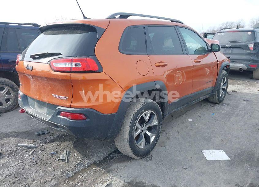 Photo 4 of 2015 Jeep Cherokee TRAILHAWK (VIN 1C4PJMBB3FW642266)