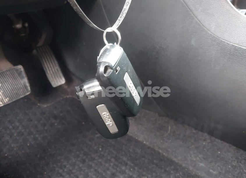 Photo 11 of 2018 Jeep Cherokee TRAILHAWK 4X4 (VIN 1C4PJMBB3JD516090)