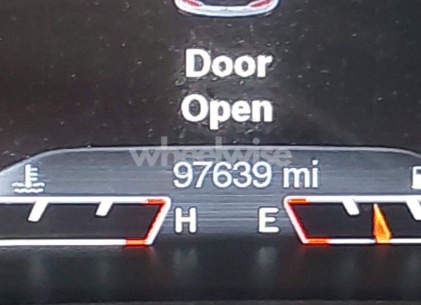 Photo 15 of 2018 Jeep Cherokee TRAILHAWK 4X4 (VIN 1C4PJMBB3JD516090)