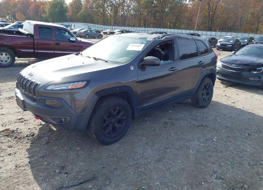 Photo 2 of 2014 Jeep Cherokee TRAILHAWK (VIN 1C4PJMBB4EW285307)