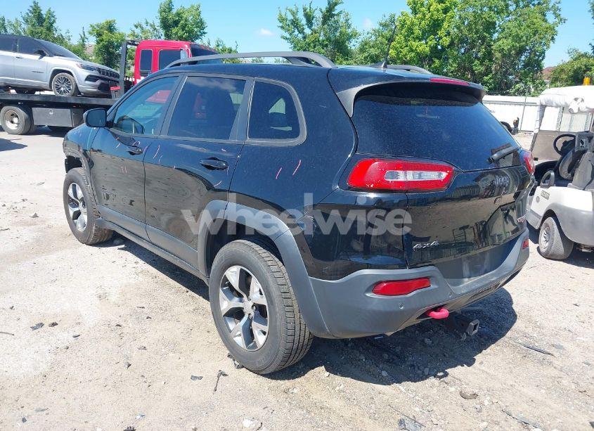 Photo 3 of 2018 Jeep Cherokee TRAILHAWK 4X4 (VIN 1C4PJMBB4JD567422)