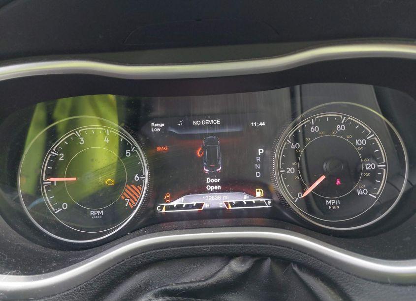 Photo 7 of 2014 Jeep Cherokee TRAILHAWK (VIN 1C4PJMBB5EW310876)