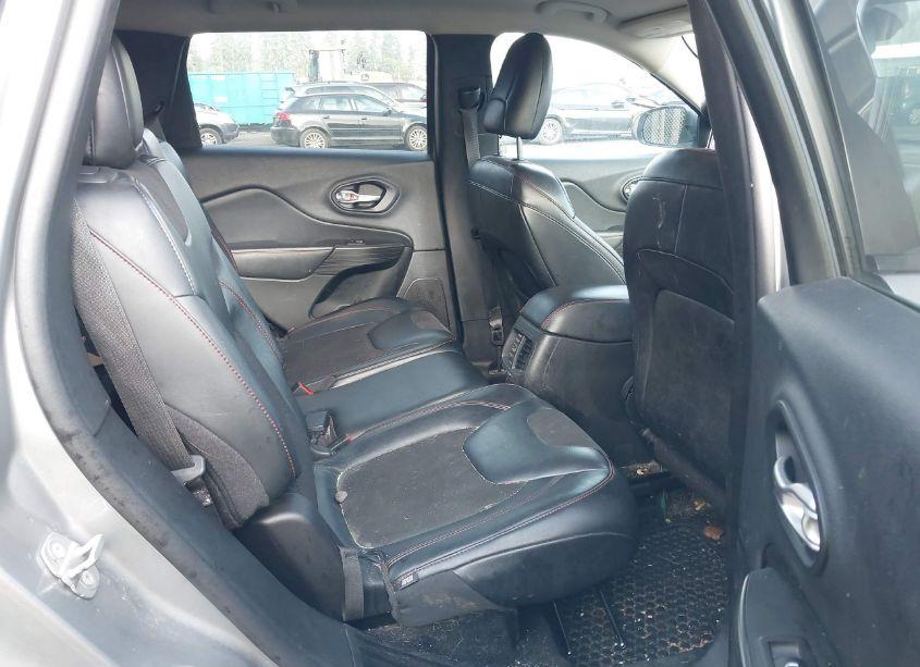 Photo 8 of 2014 Jeep Cherokee TRAILHAWK (VIN 1C4PJMBB5EW310876)