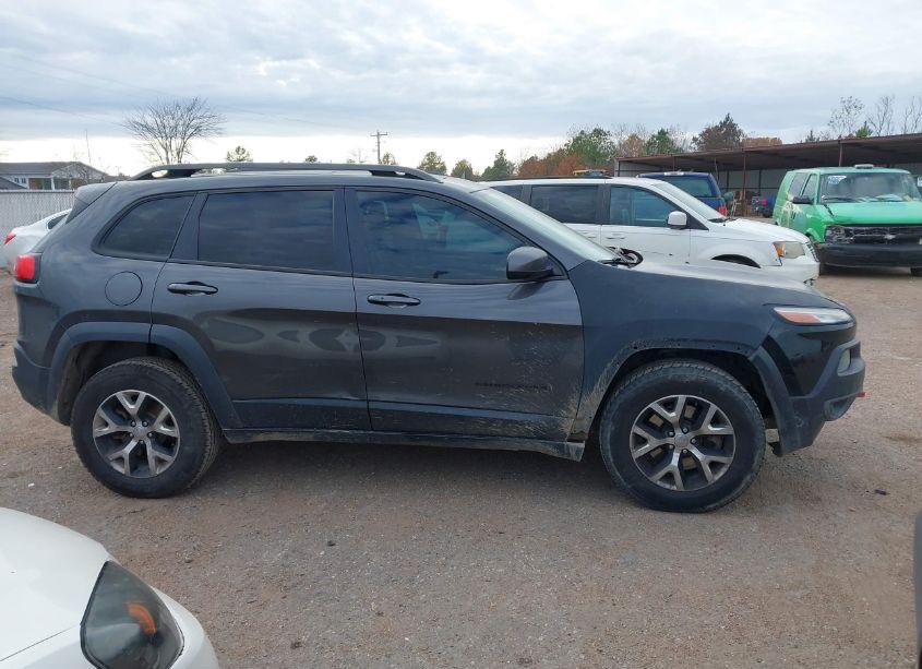 Photo 13 of 2014 Jeep Cherokee TRAILHAWK (VIN 1C4PJMBB6EW184396)