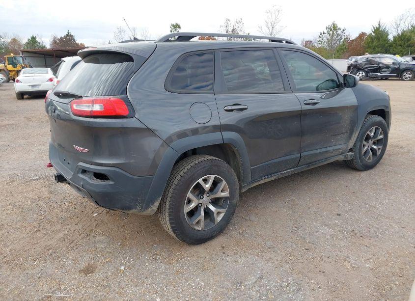 Photo 4 of 2014 Jeep Cherokee TRAILHAWK (VIN 1C4PJMBB6EW184396)
