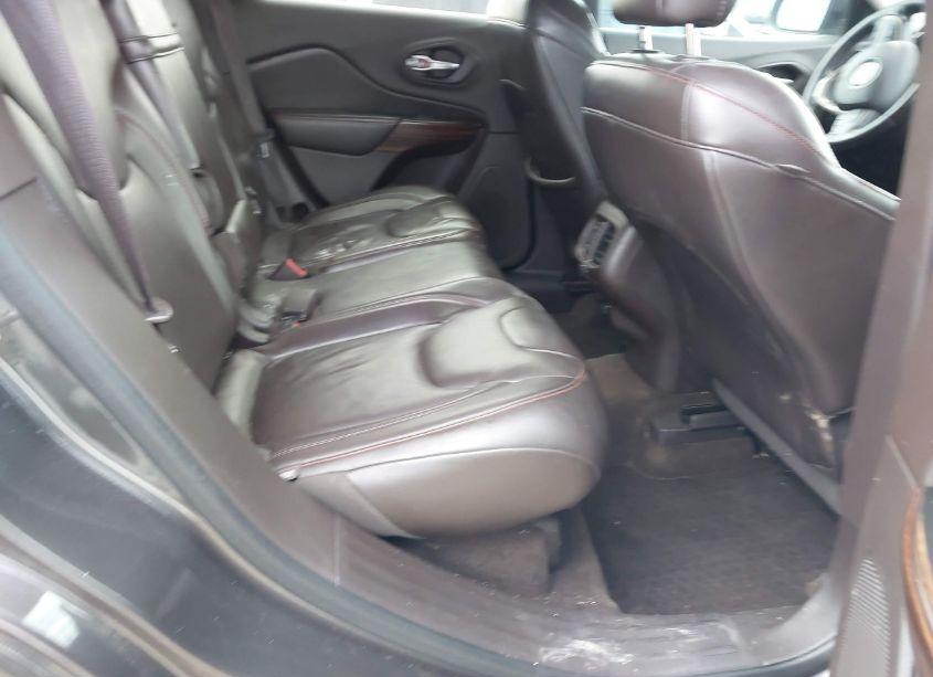 Photo 8 of 2014 Jeep Cherokee TRAILHAWK (VIN 1C4PJMBB6EW184396)