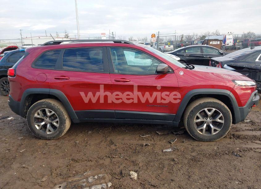 Photo 13 of 2015 Jeep Cherokee (VIN 1C4PJMBB7FW606225)