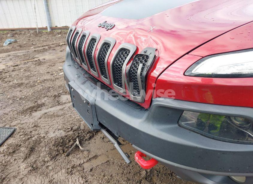 Photo 6 of 2015 Jeep Cherokee (VIN 1C4PJMBB7FW606225)