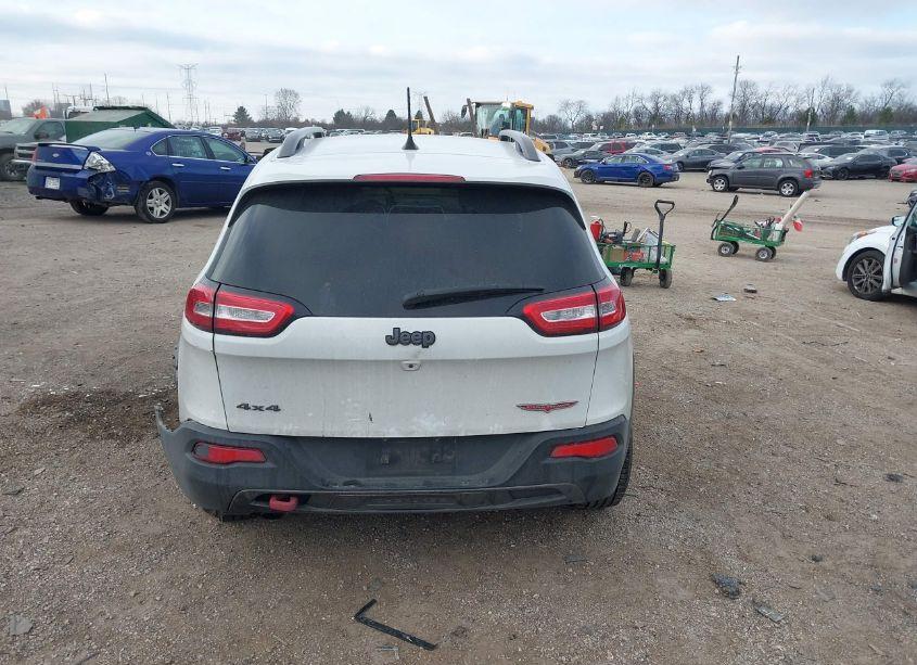 Photo 16 of 2016 Jeep Cherokee TRAILHAWK (VIN 1C4PJMBB7GW373335)
