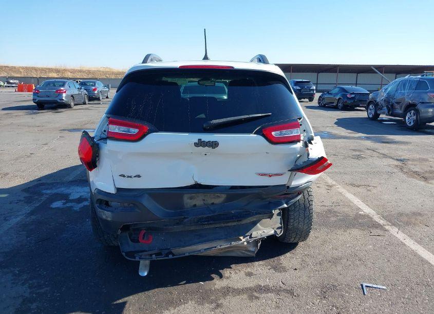 Photo 6 of 2017 Jeep Cherokee TRAILHAWK 4X4 (VIN 1C4PJMBB7HW605711)