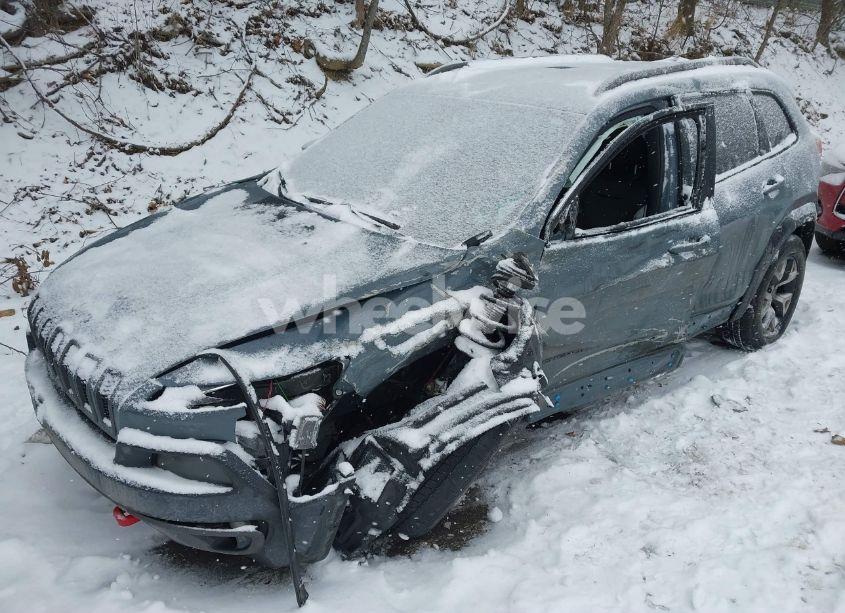 Photo 2 of 2014 Jeep Cherokee TRAILHAWK (VIN 1C4PJMBB9EW162280)