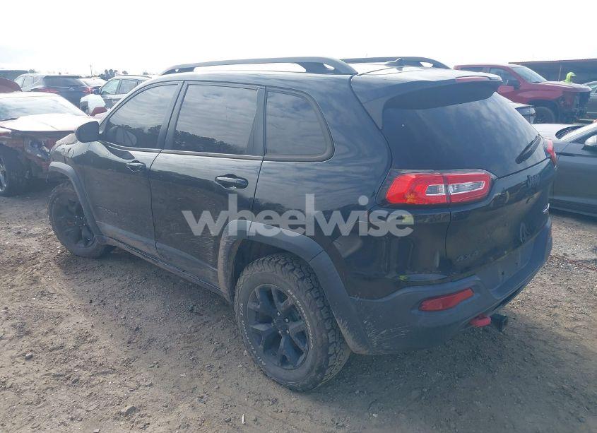 Photo 3 of 2015 Jeep Cherokee TRAILHAWK (VIN 1C4PJMBB9FW660478)