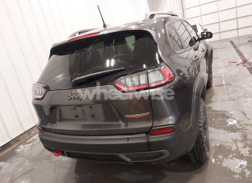 Photo 16 of 2019 Jeep Cherokee TRAILHAWK 4X4 (VIN 1C4PJMBN2KD258303)