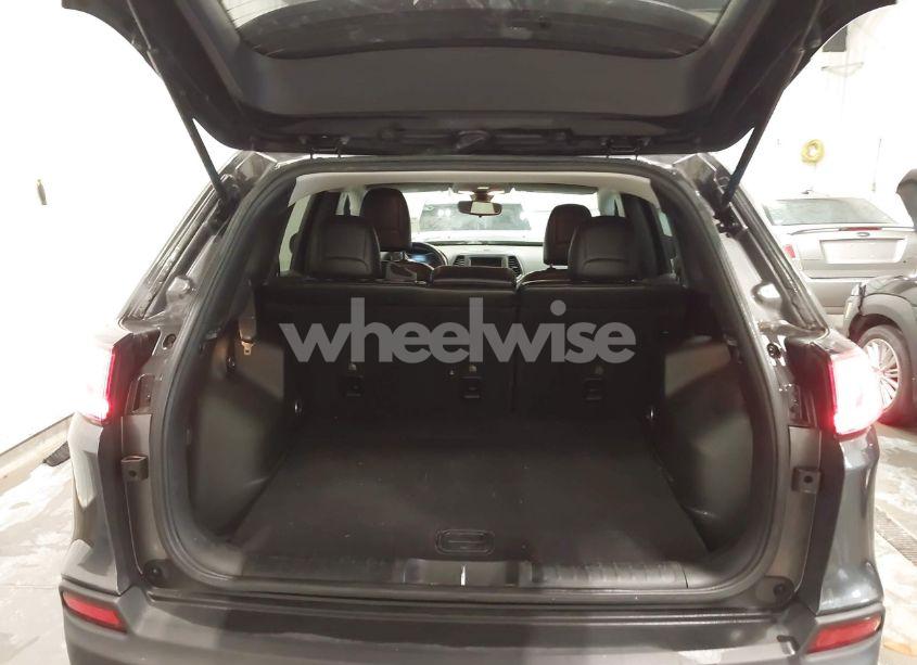 Photo 17 of 2019 Jeep Cherokee TRAILHAWK 4X4 (VIN 1C4PJMBN2KD258303)