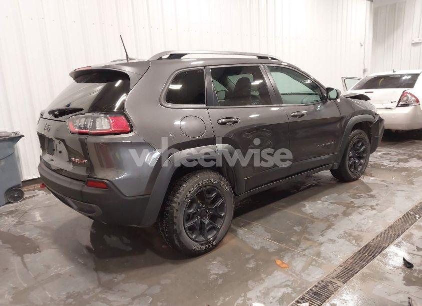 Photo 4 of 2019 Jeep Cherokee TRAILHAWK 4X4 (VIN 1C4PJMBN2KD258303)