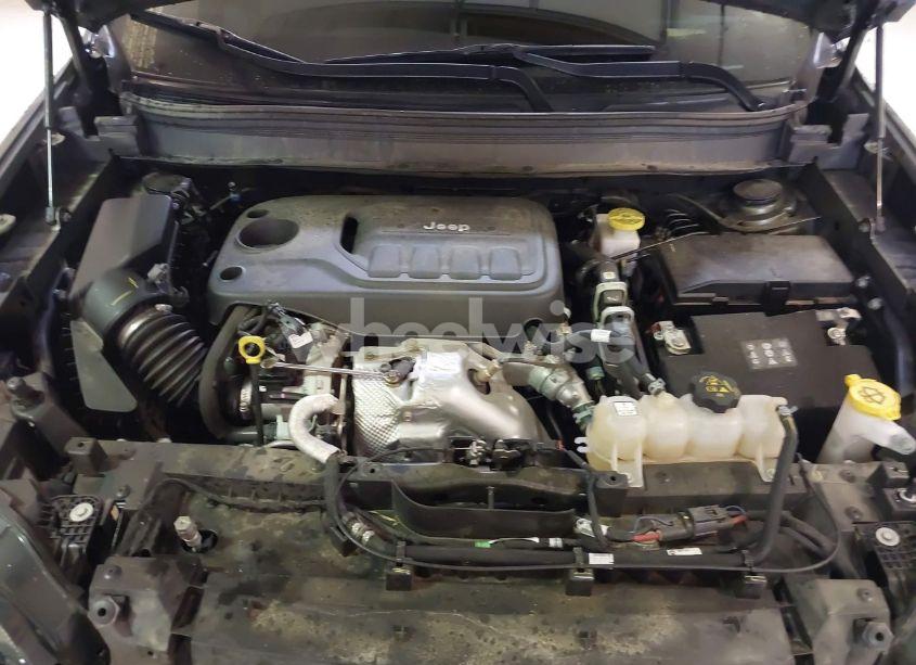 Photo 10 of 2020 Jeep Cherokee TRAILHAWK 4X4 (VIN 1C4PJMBN2LD538076)