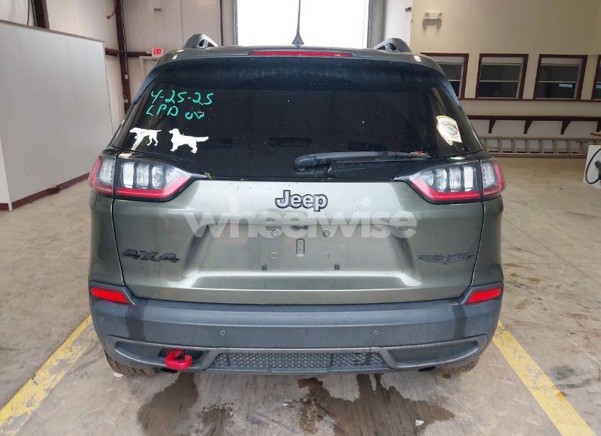 Photo 16 of 2020 Jeep Cherokee TRAILHAWK 4X4 (VIN 1C4PJMBN2LD538076)