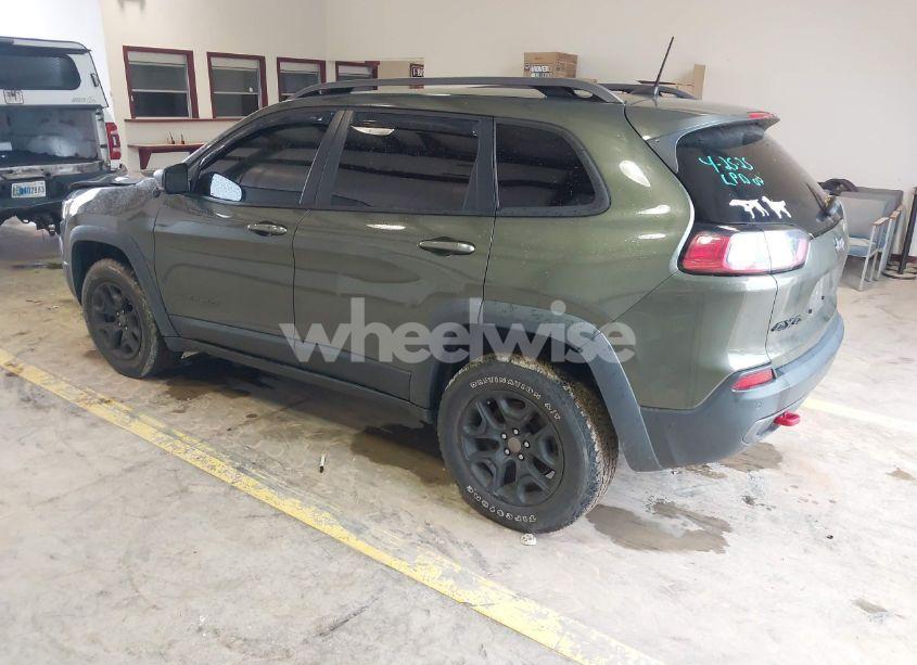 Photo 3 of 2020 Jeep Cherokee TRAILHAWK 4X4 (VIN 1C4PJMBN2LD538076)