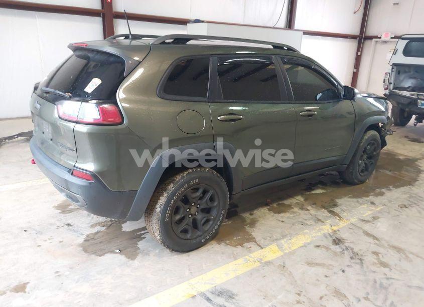 Photo 4 of 2020 Jeep Cherokee TRAILHAWK 4X4 (VIN 1C4PJMBN2LD538076)