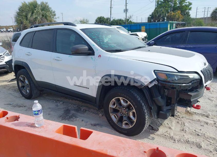 Photo 14 of 2019 Jeep Cherokee TRAILHAWK 4X4 (VIN 1C4PJMBN3KD487461)