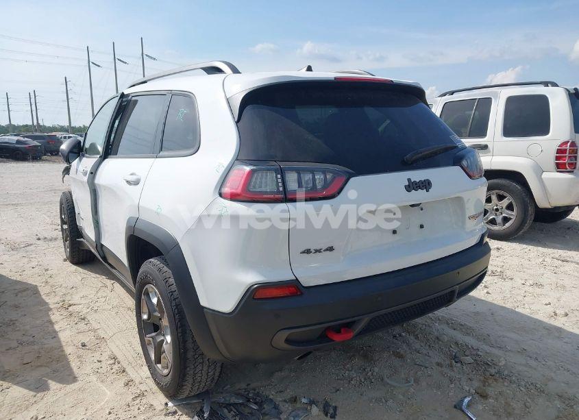 Photo 3 of 2019 Jeep Cherokee TRAILHAWK 4X4 (VIN 1C4PJMBN3KD487461)