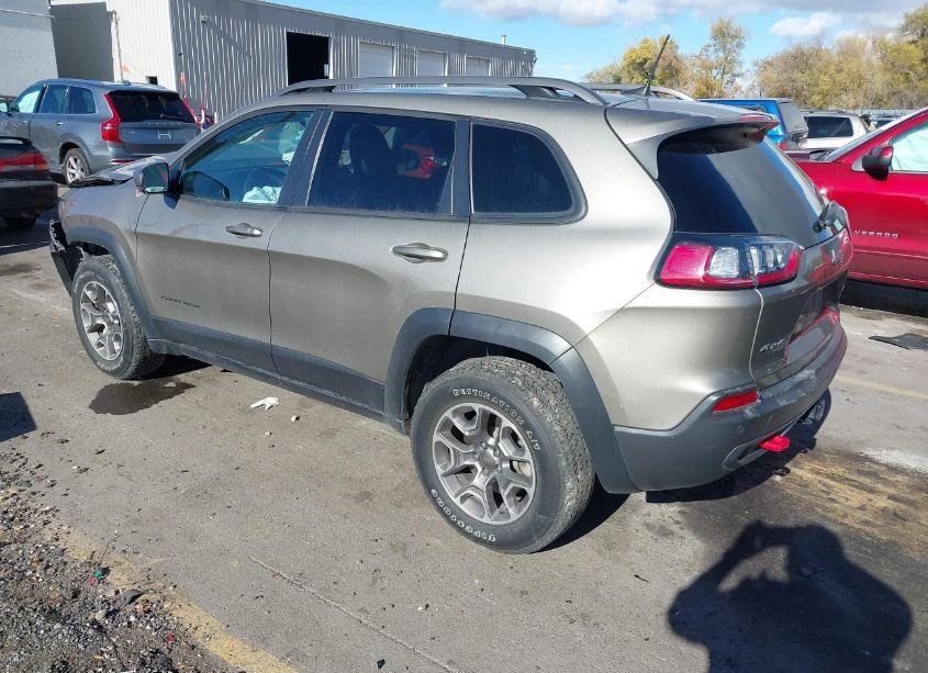 Photo 3 of 2020 Jeep Cherokee TRAILHAWK 4X4 (VIN 1C4PJMBN5LD635014)