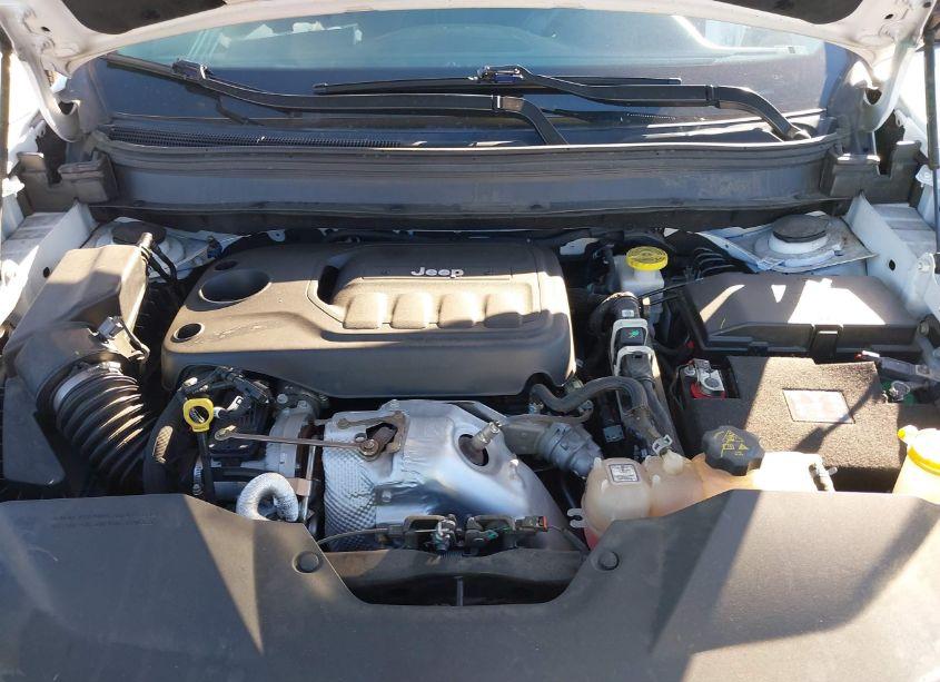 Photo 10 of 2020 Jeep Cherokee TRAILHAWK 4X4 (VIN 1C4PJMBN9LD502465)