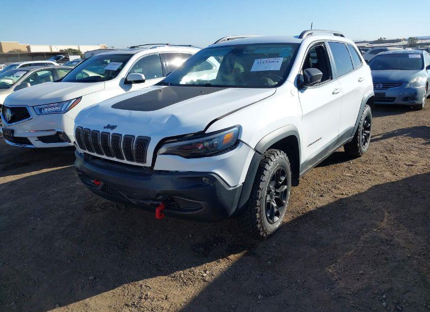 Photo 2 of 2020 Jeep Cherokee TRAILHAWK 4X4 (VIN 1C4PJMBN9LD502465)