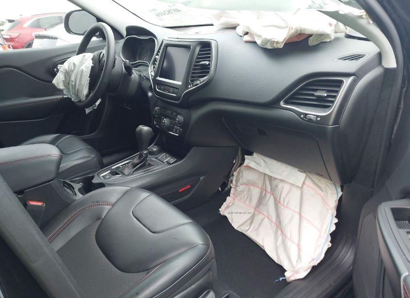 Photo 5 of 2023 Jeep Cherokee TRAILHAWK 4X4 (VIN 1C4PJMBN9PD104825)