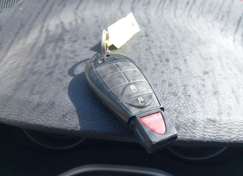 Photo 11 of 2015 Jeep Cherokee TRAILHAWK (VIN 1C4PJMBS0FW624677)