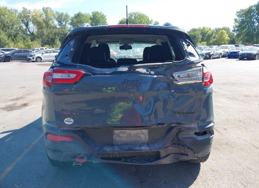 Photo 16 of 2015 Jeep Cherokee TRAILHAWK (VIN 1C4PJMBS0FW624677)