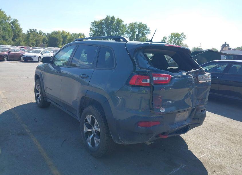 Photo 3 of 2015 Jeep Cherokee TRAILHAWK (VIN 1C4PJMBS0FW624677)