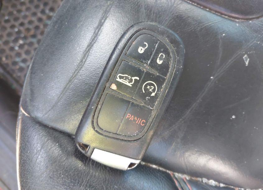 Photo 11 of 2015 Jeep Cherokee TRAILHAWK (VIN 1C4PJMBS0FW635288)