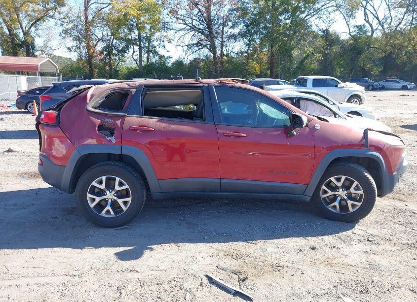 Photo 13 of 2015 Jeep Cherokee TRAILHAWK (VIN 1C4PJMBS0FW635288)