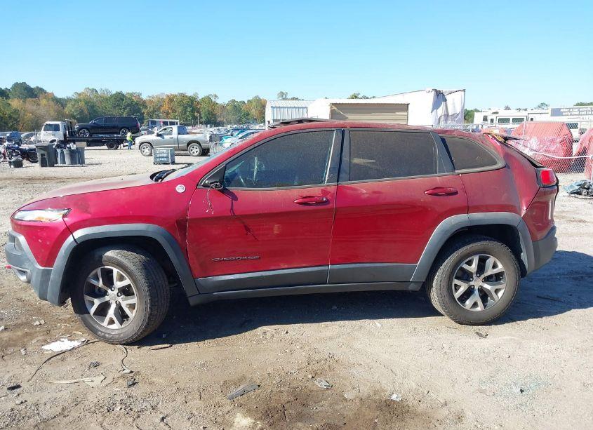 Photo 14 of 2015 Jeep Cherokee TRAILHAWK (VIN 1C4PJMBS0FW635288)