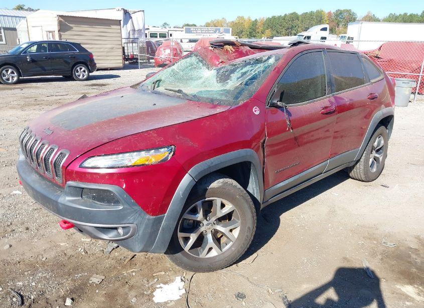 Photo 2 of 2015 Jeep Cherokee TRAILHAWK (VIN 1C4PJMBS0FW635288)