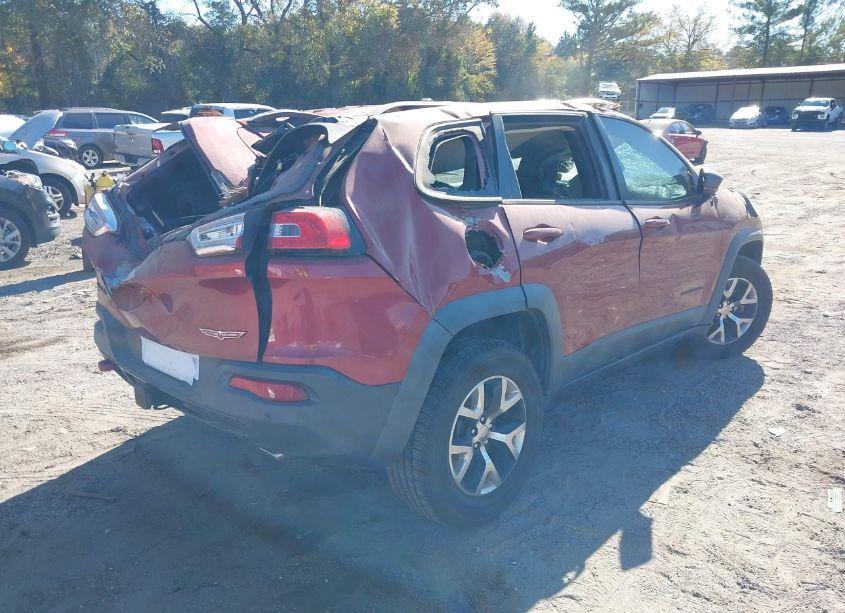 Photo 4 of 2015 Jeep Cherokee TRAILHAWK (VIN 1C4PJMBS0FW635288)