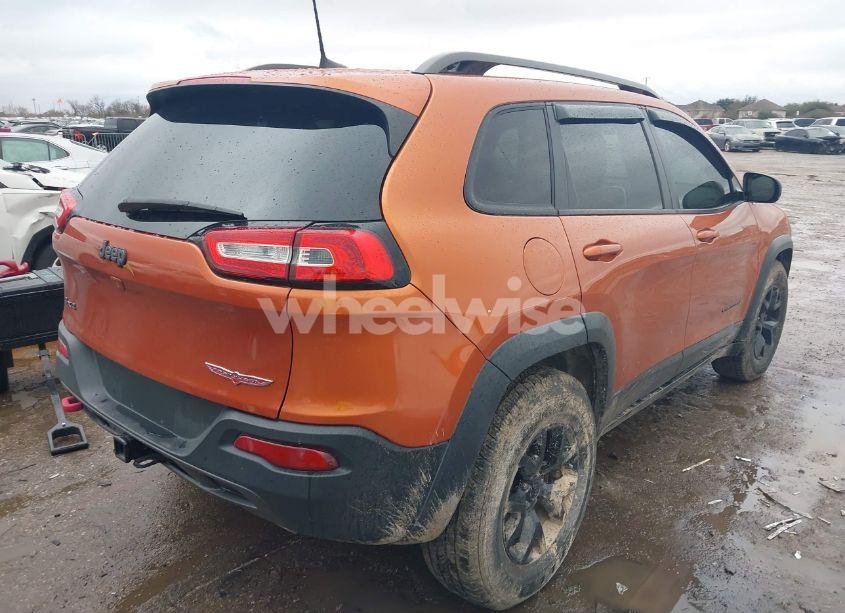 Photo 4 of 2016 Jeep Cherokee TRAILHAWK (VIN 1C4PJMBS0GW155379)