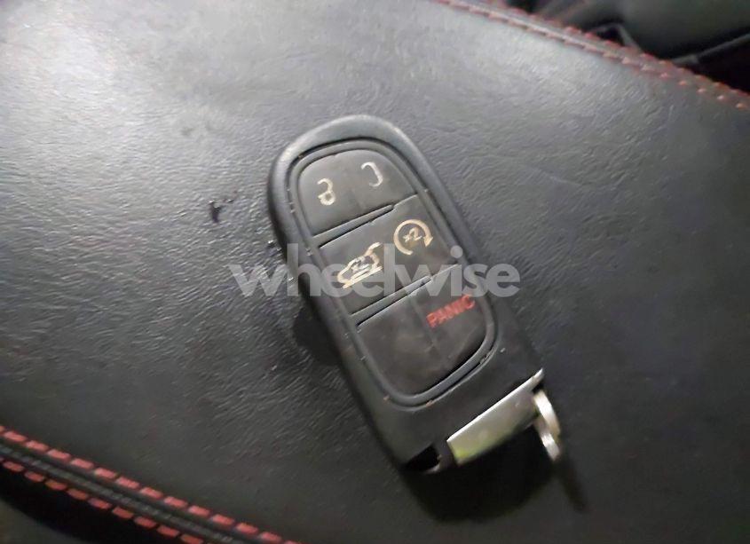 Photo 11 of 2016 Jeep Cherokee TRAILHAWK (VIN 1C4PJMBS0GW170092)