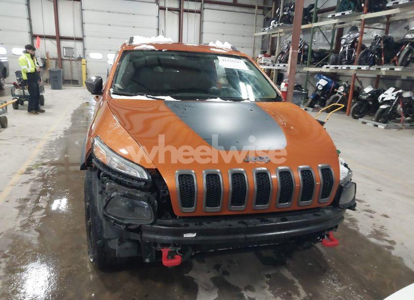 Photo 13 of 2016 Jeep Cherokee TRAILHAWK (VIN 1C4PJMBS0GW170092)