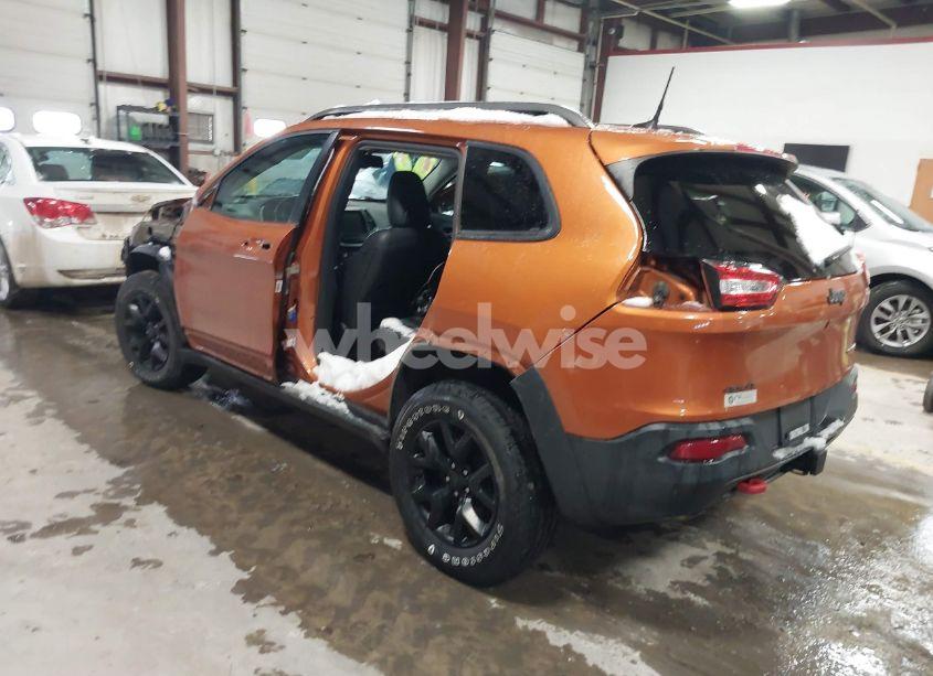 Photo 3 of 2016 Jeep Cherokee TRAILHAWK (VIN 1C4PJMBS0GW170092)