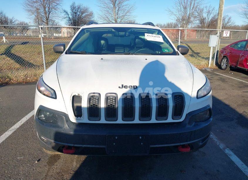 Photo 12 of 2016 Jeep Cherokee TRAILHAWK (VIN 1C4PJMBS0GW188835)
