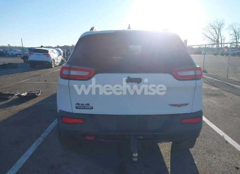 Photo 16 of 2016 Jeep Cherokee TRAILHAWK (VIN 1C4PJMBS0GW188835)