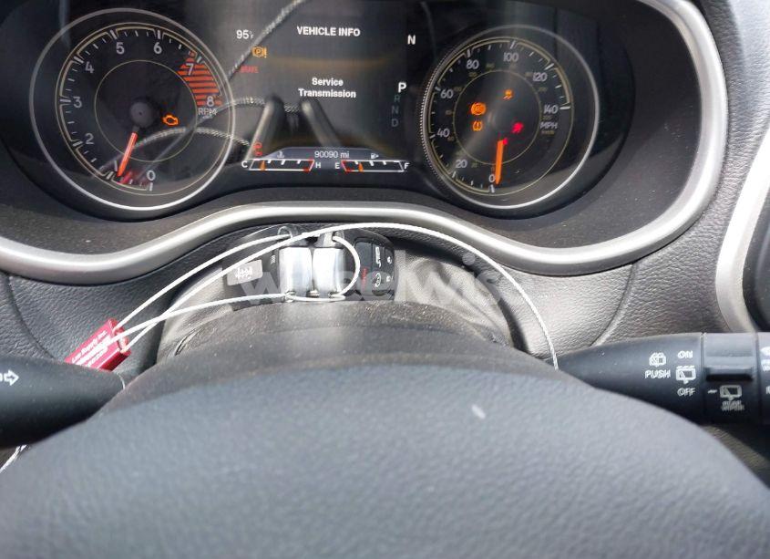 Photo 11 of 2016 Jeep Cherokee TRAILHAWK (VIN 1C4PJMBS0GW267521)