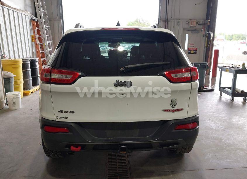 Photo 16 of 2016 Jeep Cherokee TRAILHAWK (VIN 1C4PJMBS0GW316863)